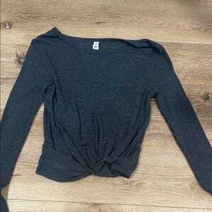 alo yoga Charcoal Long Sleeve Twist Front Top